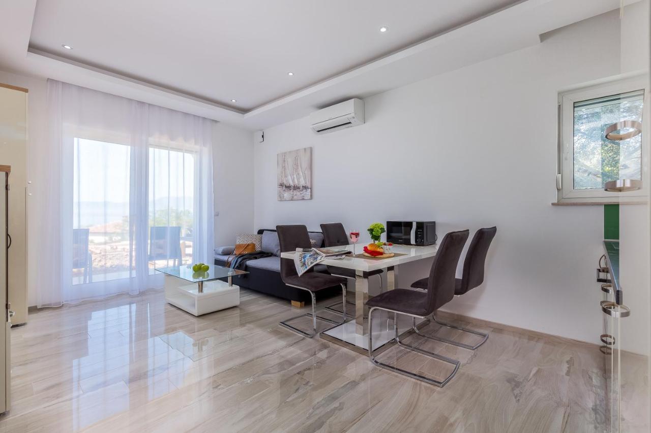 Luxury Apartments Kostrena With Pool 2 Bagian luar foto