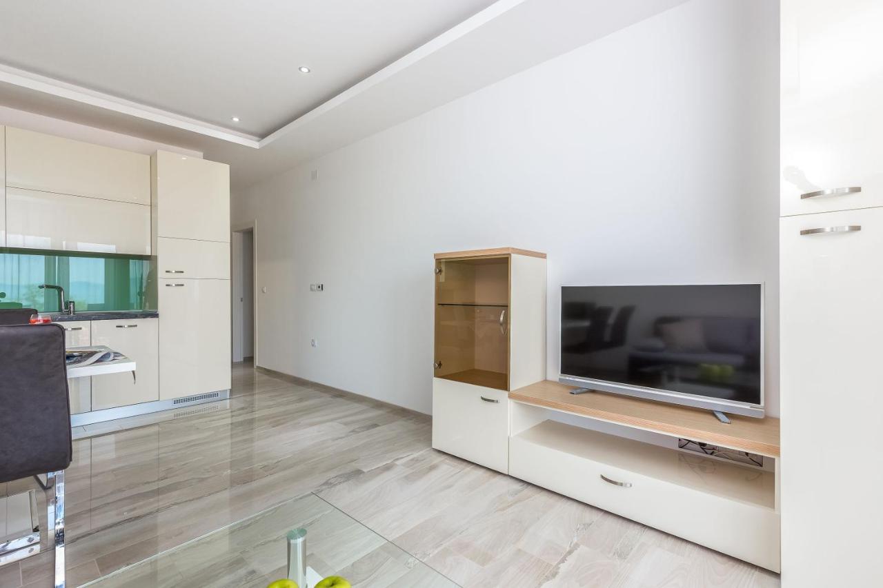 Luxury Apartments Kostrena With Pool 2 Bagian luar foto