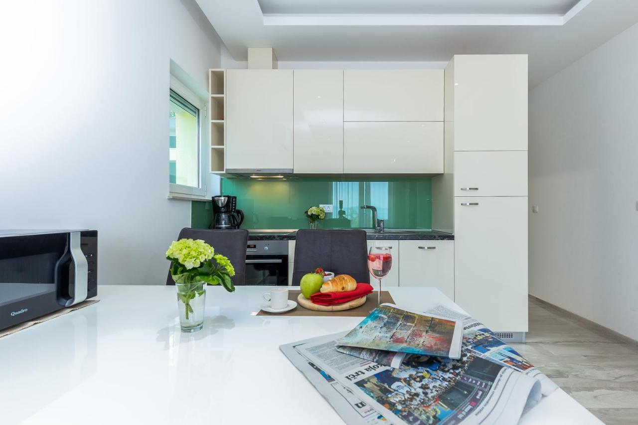 Luxury Apartments Kostrena With Pool 2 Bagian luar foto