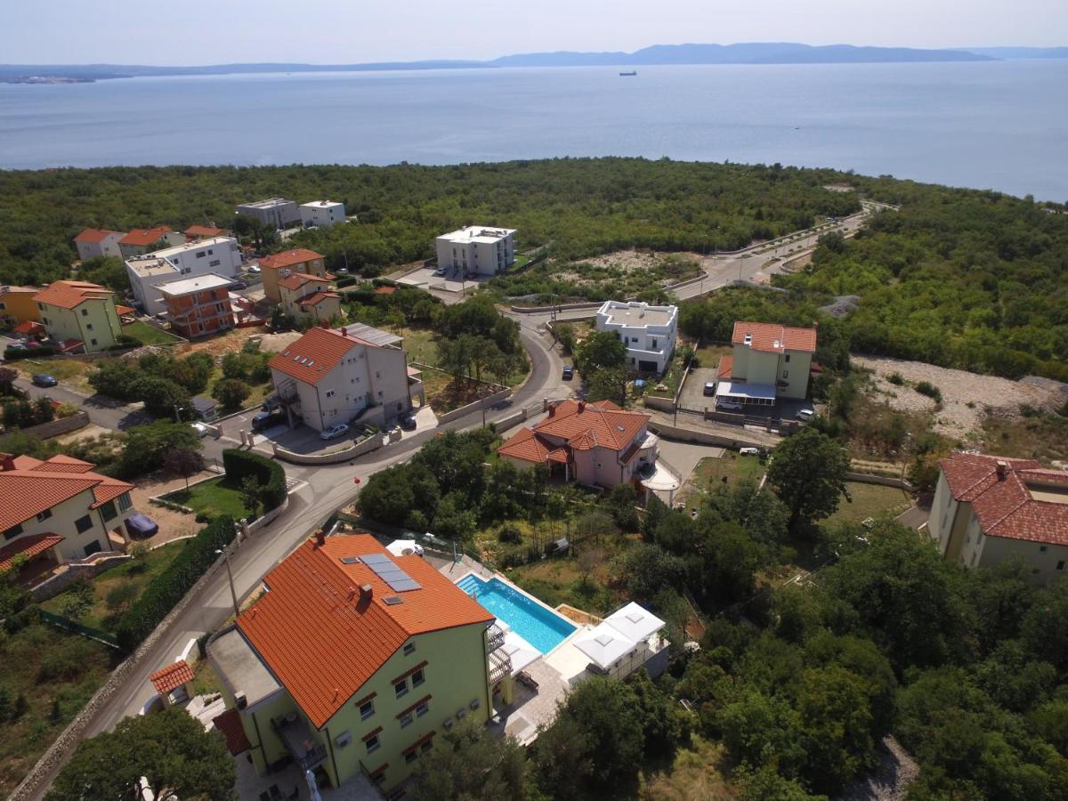 Luxury Apartments Kostrena With Pool 2 Bagian luar foto