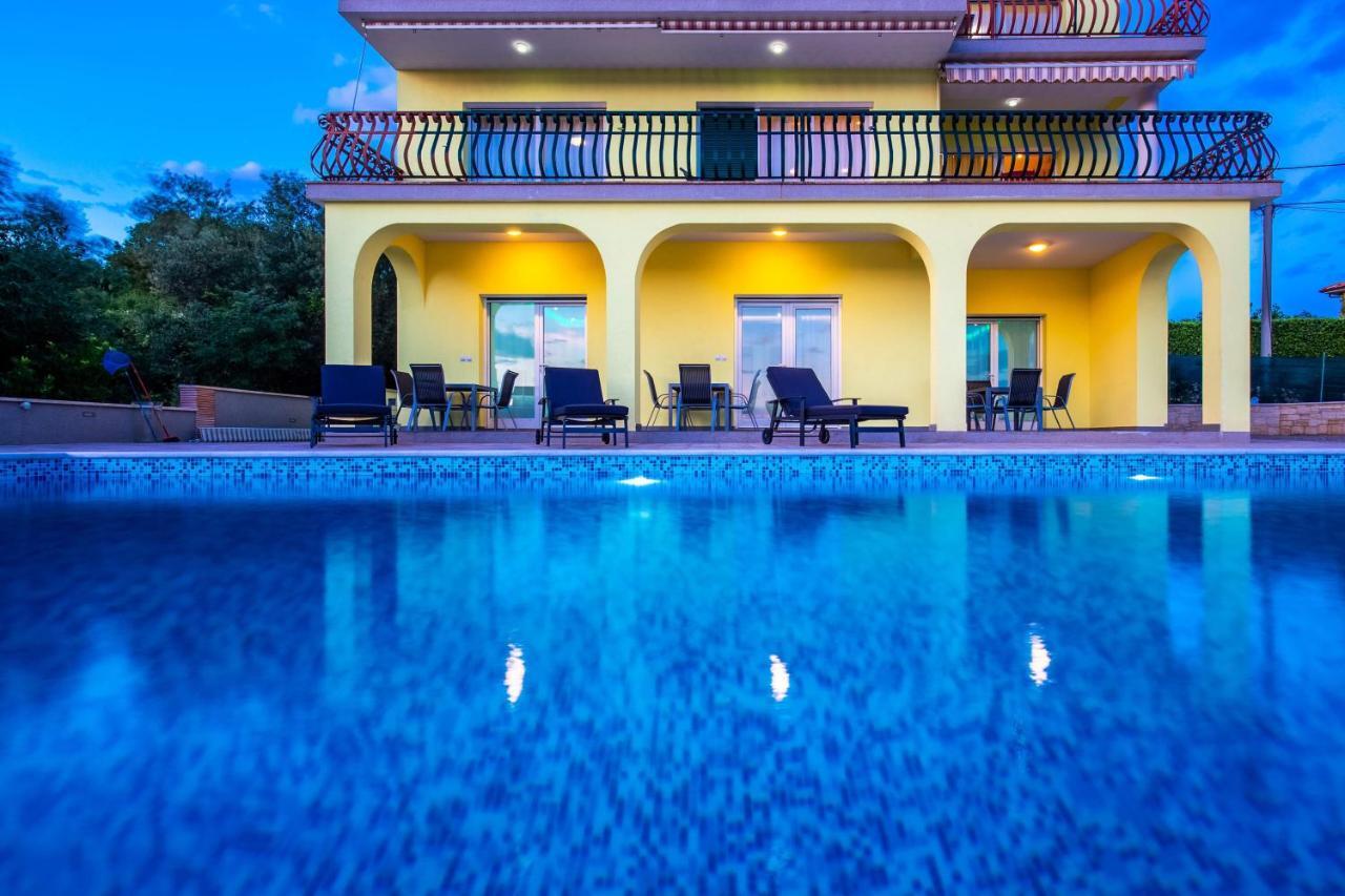 Luxury Apartments Kostrena With Pool 2 Bagian luar foto